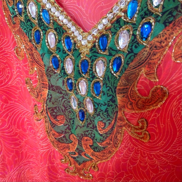 Lucky & Coco Women’s Lightweight Beaded Tunic Top - Picture 3 of 6